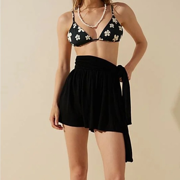 Free People Sabbia Convertible Shorts/Romper - Picture 2 of 2